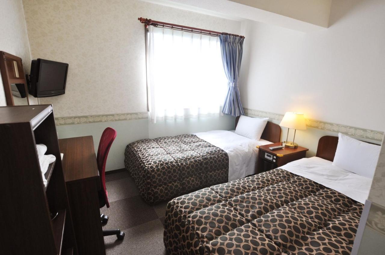 Futsukaichi Green Hotel Chikushino Exteriör bild