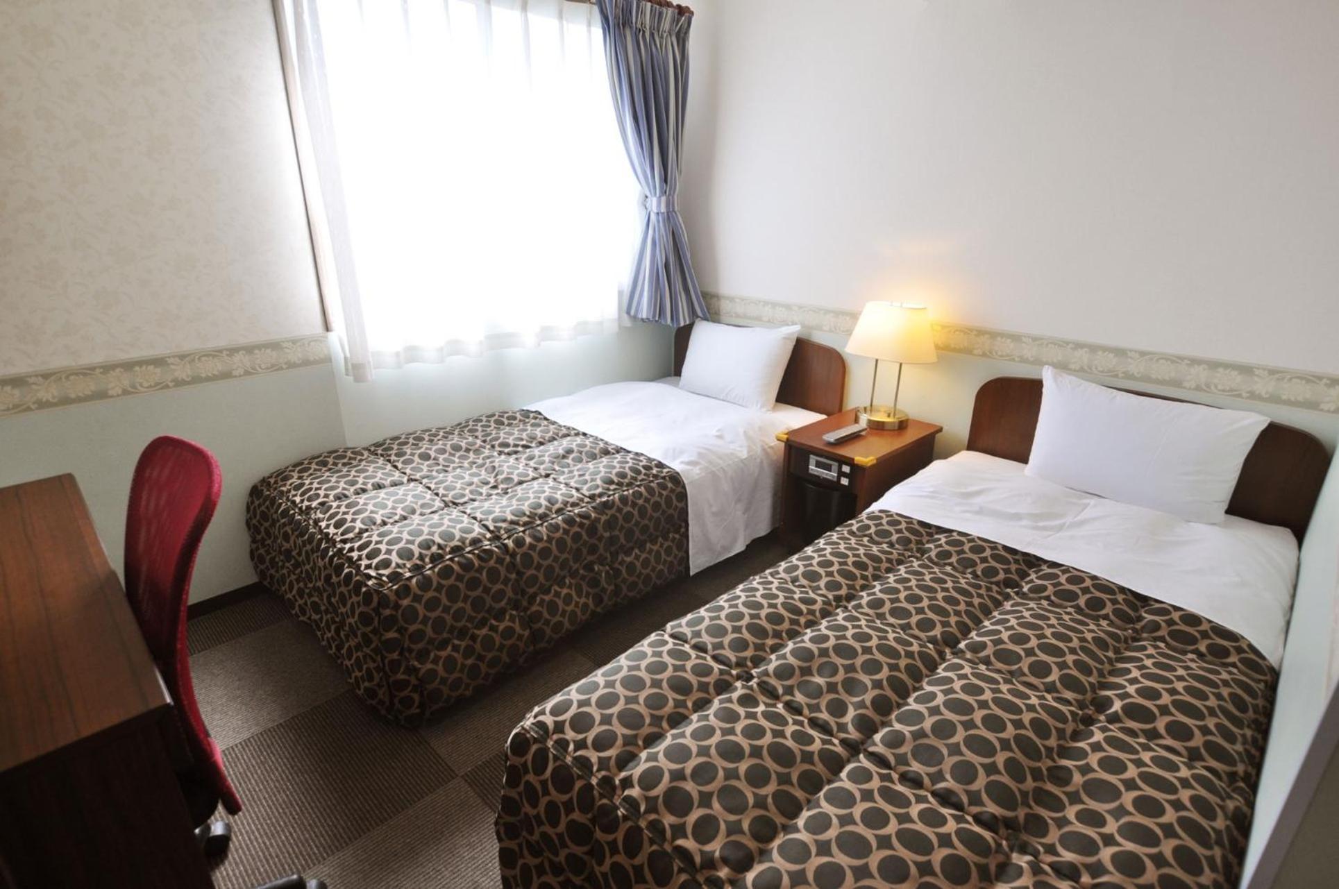 Futsukaichi Green Hotel Chikushino Rum bild