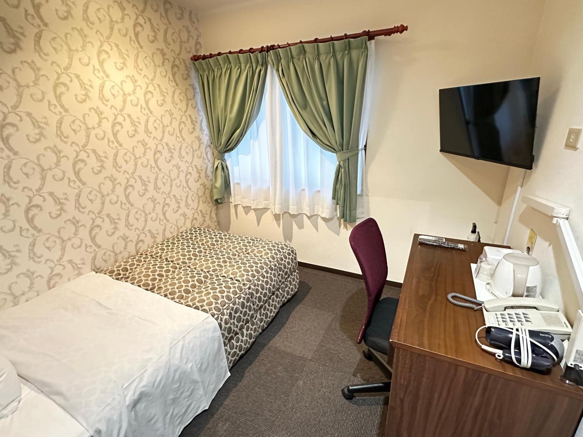Futsukaichi Green Hotel Chikushino Exteriör bild